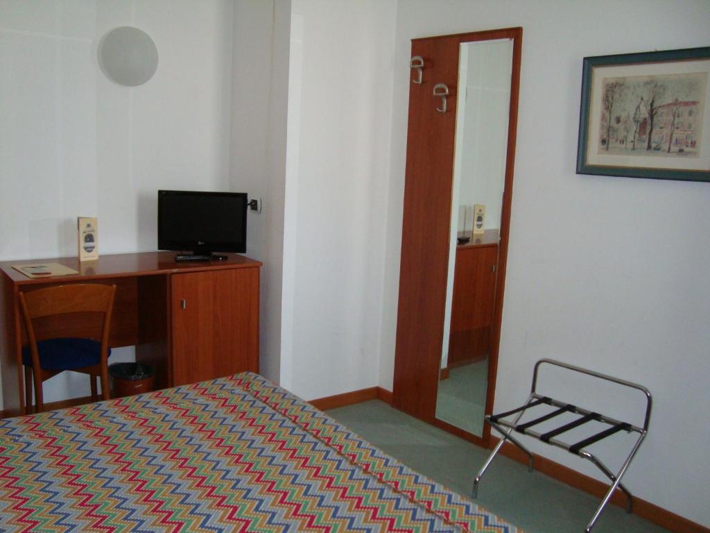 Hotel Naonis Cordenons Phòng bức ảnh