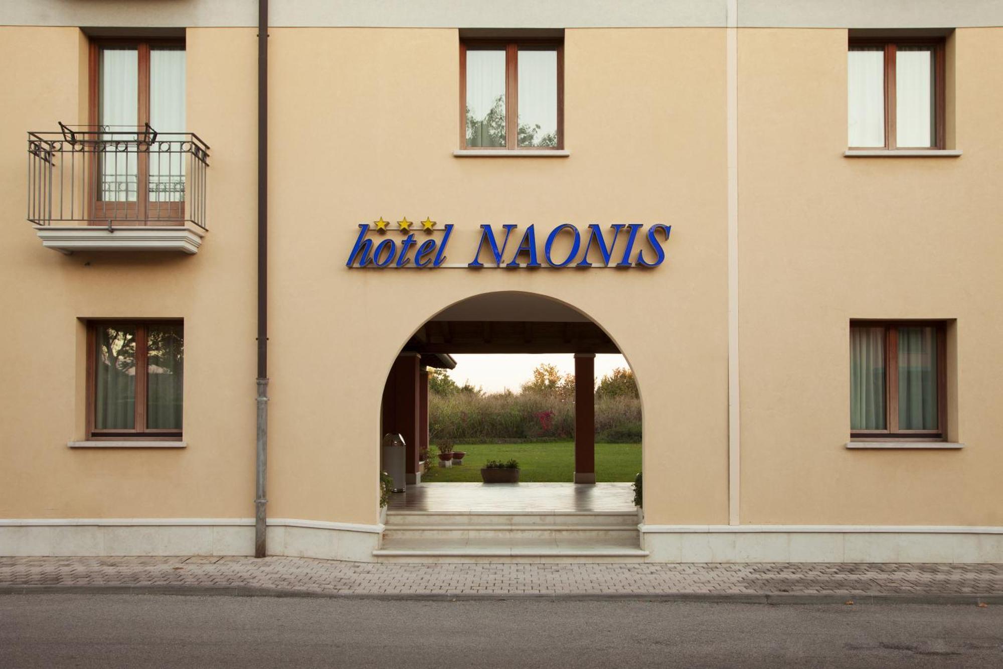 Hotel Naonis Cordenons Ngoại thất bức ảnh